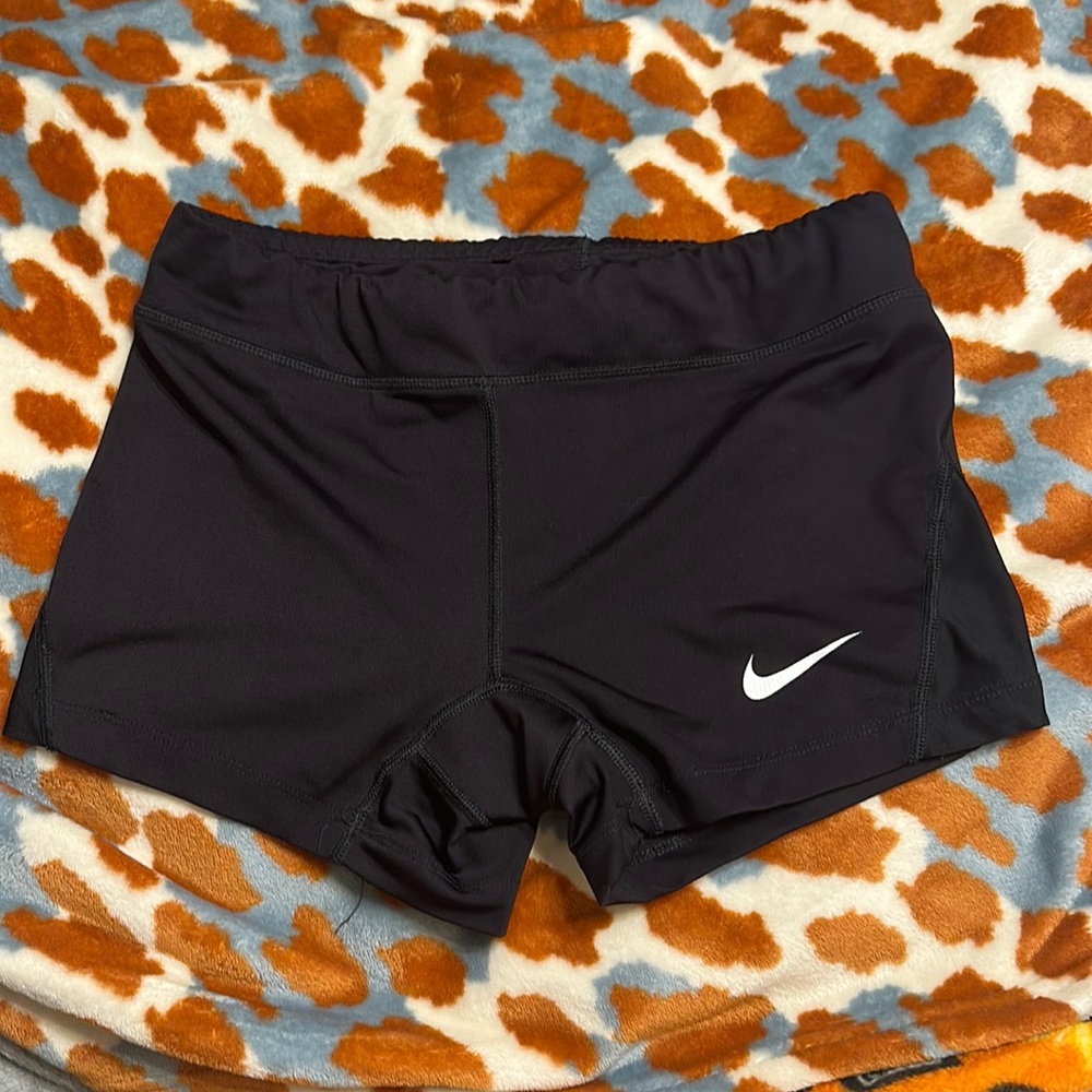 Black Nike pros